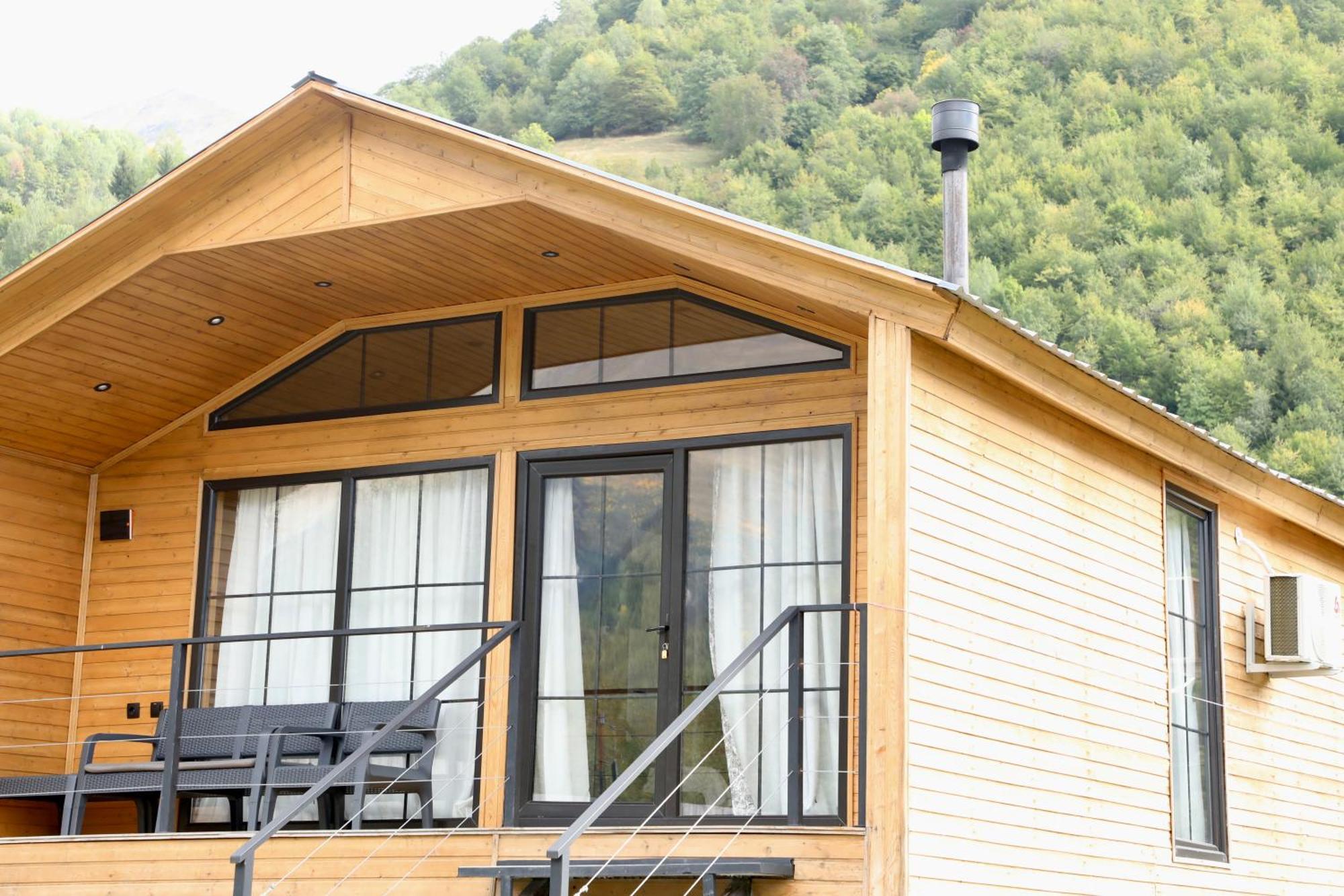 Mestia Villas Zewnętrze zdjęcie