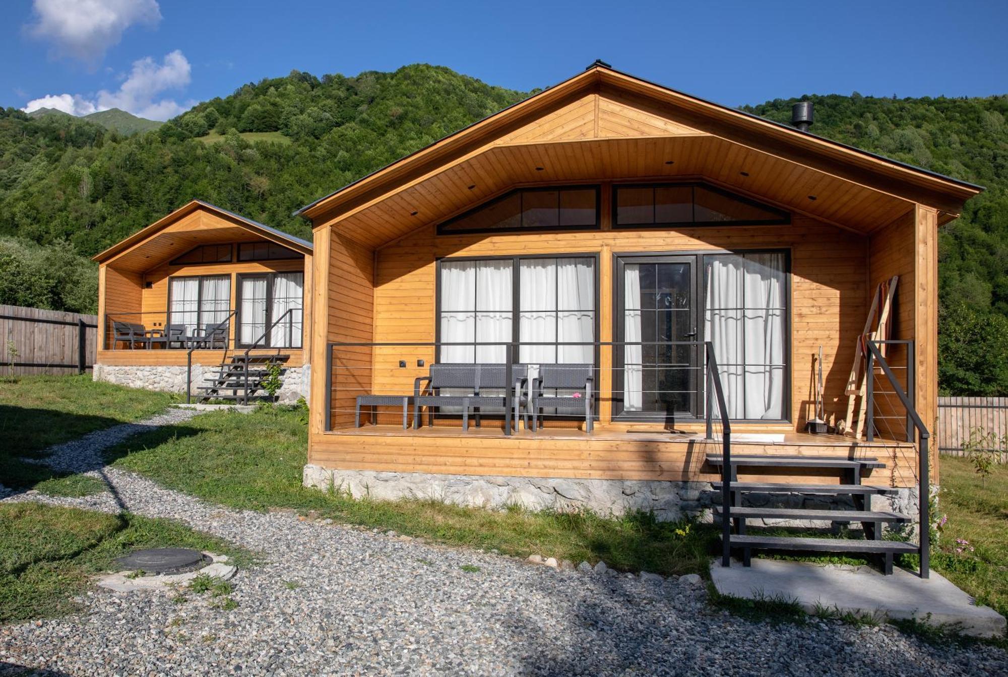 Mestia Villas Zewnętrze zdjęcie